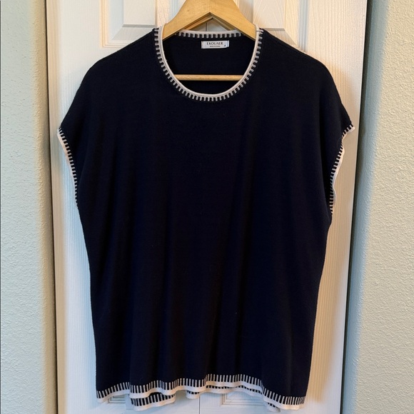 Two piece navy knit top and pants - Picture 5 of 8
